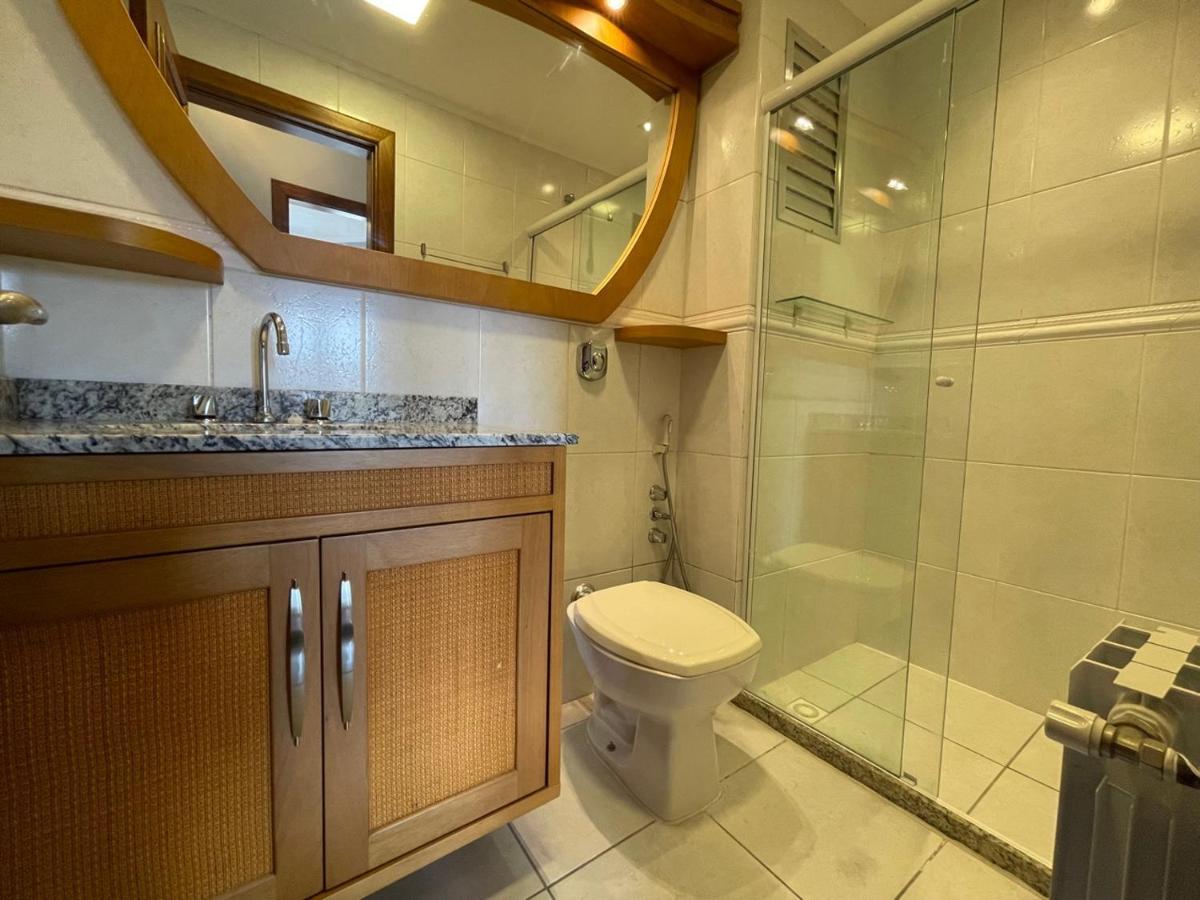 Em Uma Avenidas Charmosa De Rs. Apartamento Gramado