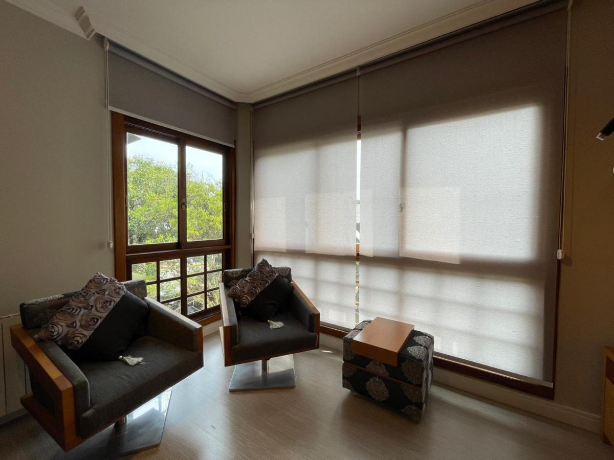 Apartamento Em Uma Avenidas Charmosa De Rs. Gramado