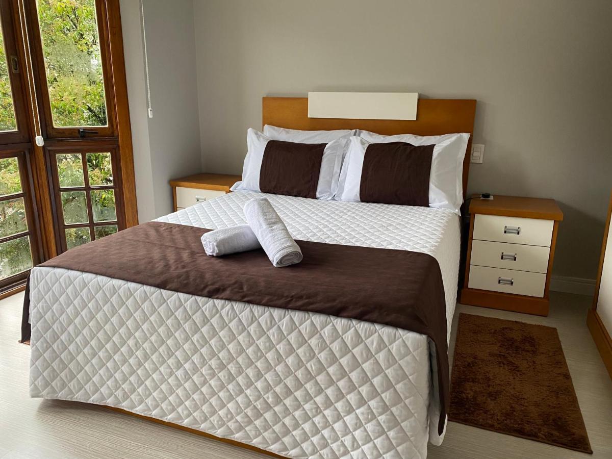 Apartamento Em Uma Avenidas Charmosa De Rs. *